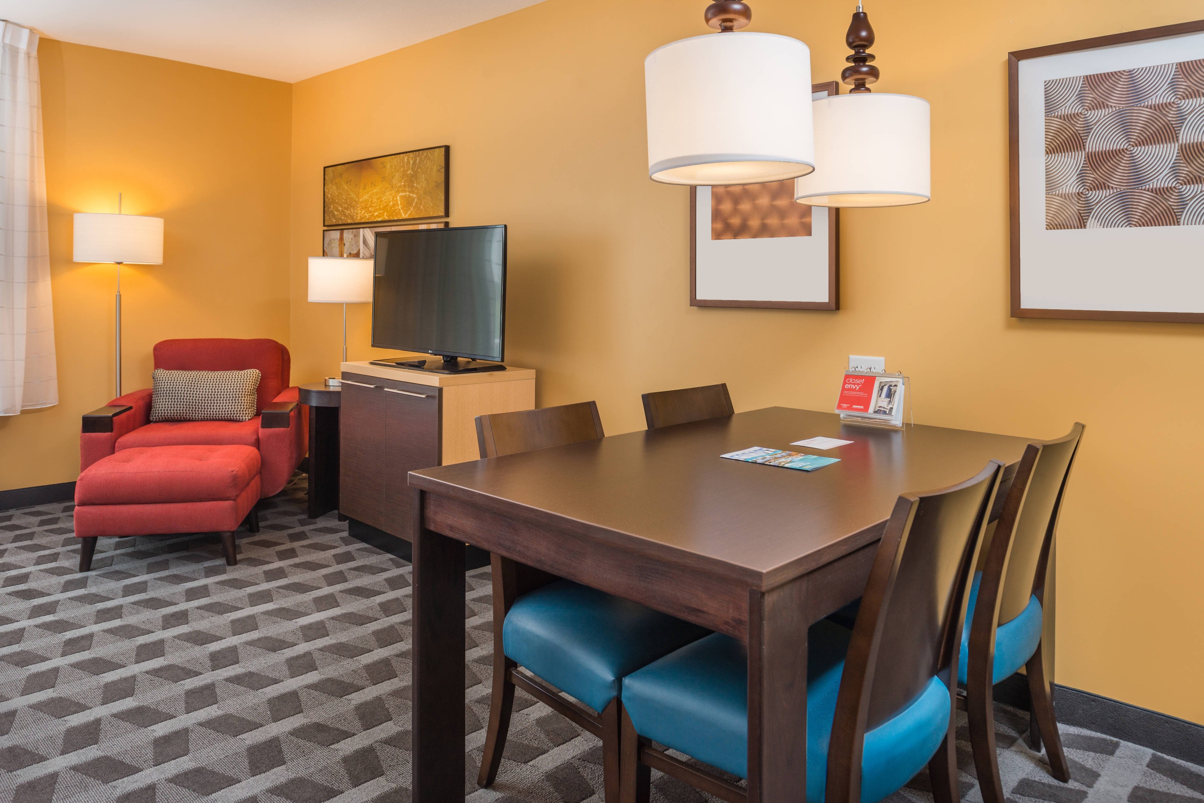TownePlace Suites by Marriott New Hartford-guestroom-Queen/Queen Studio - Living Area.jpg