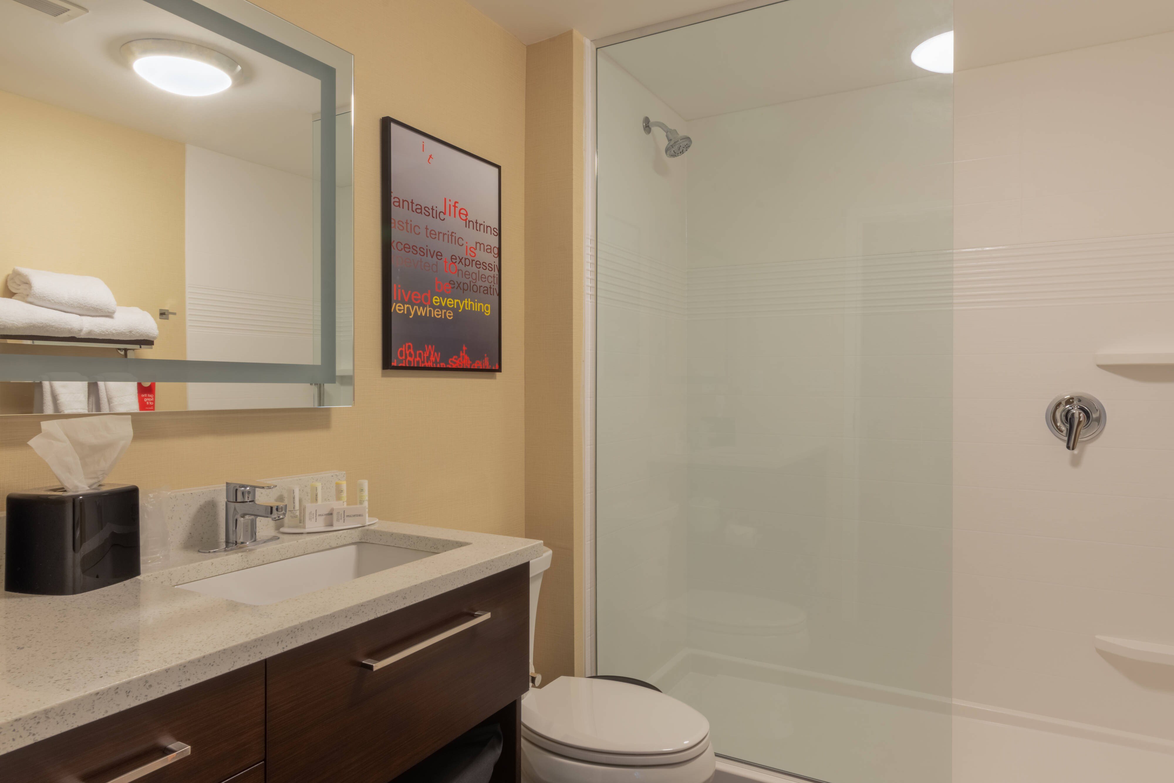 TownePlace Suites by Marriott Syracuse Liverpool-guestroom-King Studio Suite - Bathroom.jpg