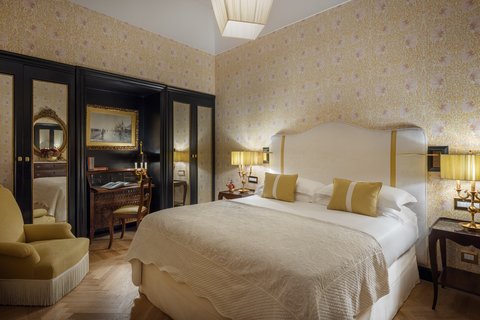 HOTEL D INGHILTERRA - Photo 8