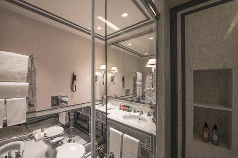 HOTEL D INGHILTERRA - Photo 50
