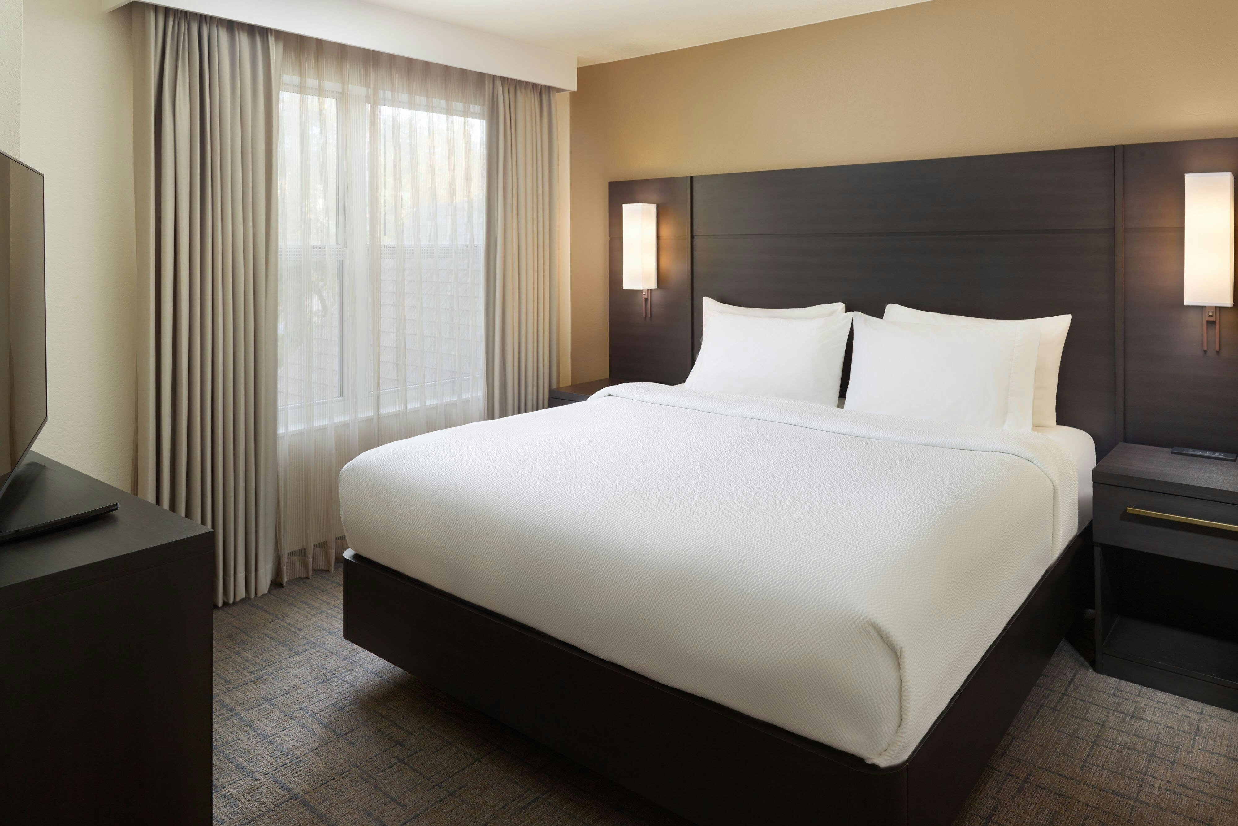 Residence Inn by Marriott New Orleans Covington-North Shore-guestroom-One Bedroom Suite.jpg
