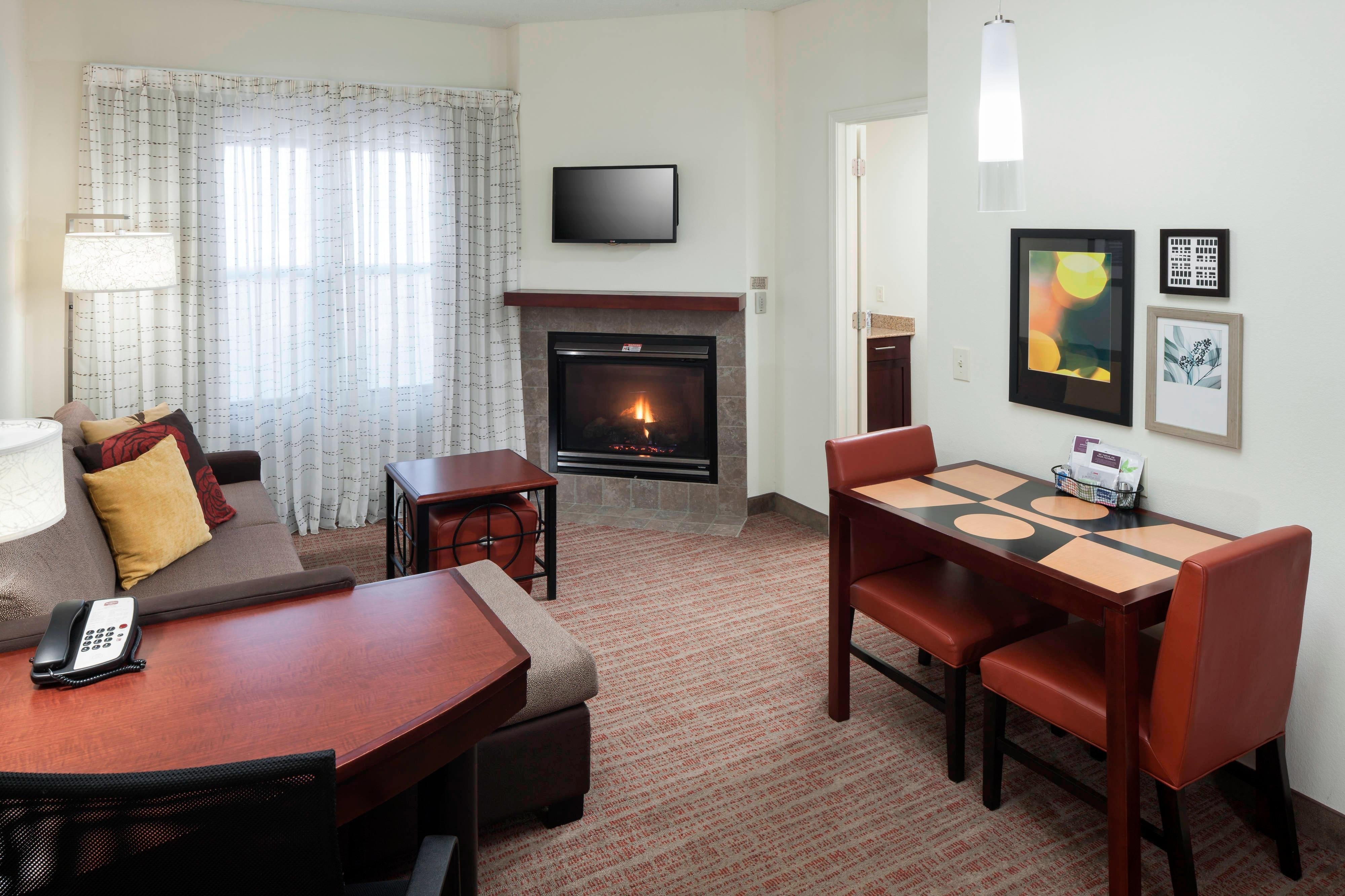 Residence Inn by Marriott Jackson Ridgeland-guestroom-One-Bedroom Suite with Fireplace.jpg