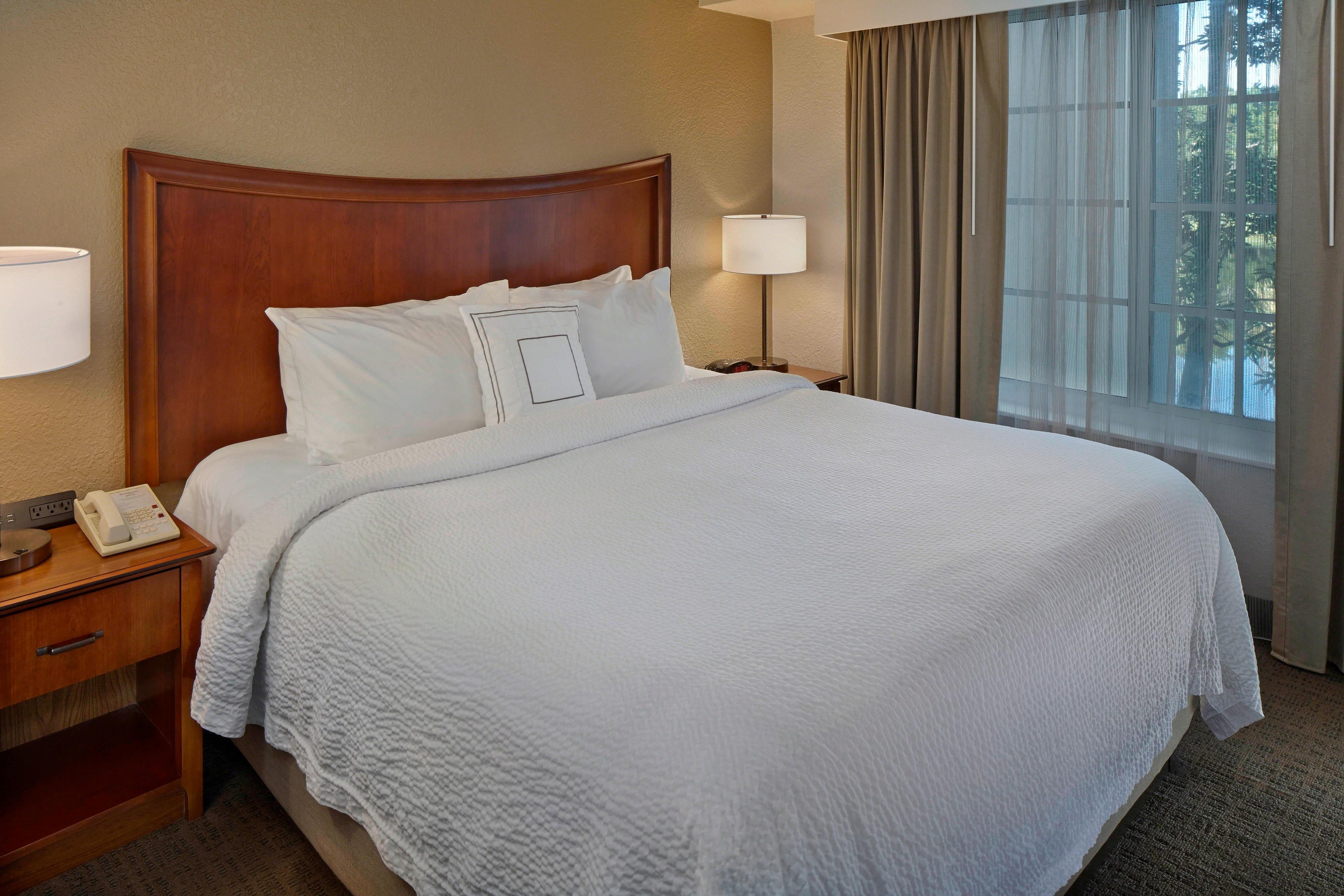 Residence Inn by Marriott Fort Lauderdale Weston-guestroom-One-Bedroom Suite - Bedroom.jpg
