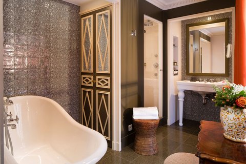 Salle De Bain Chambre Deluxe Terrasse Bathroom Deluxe Terrace Room