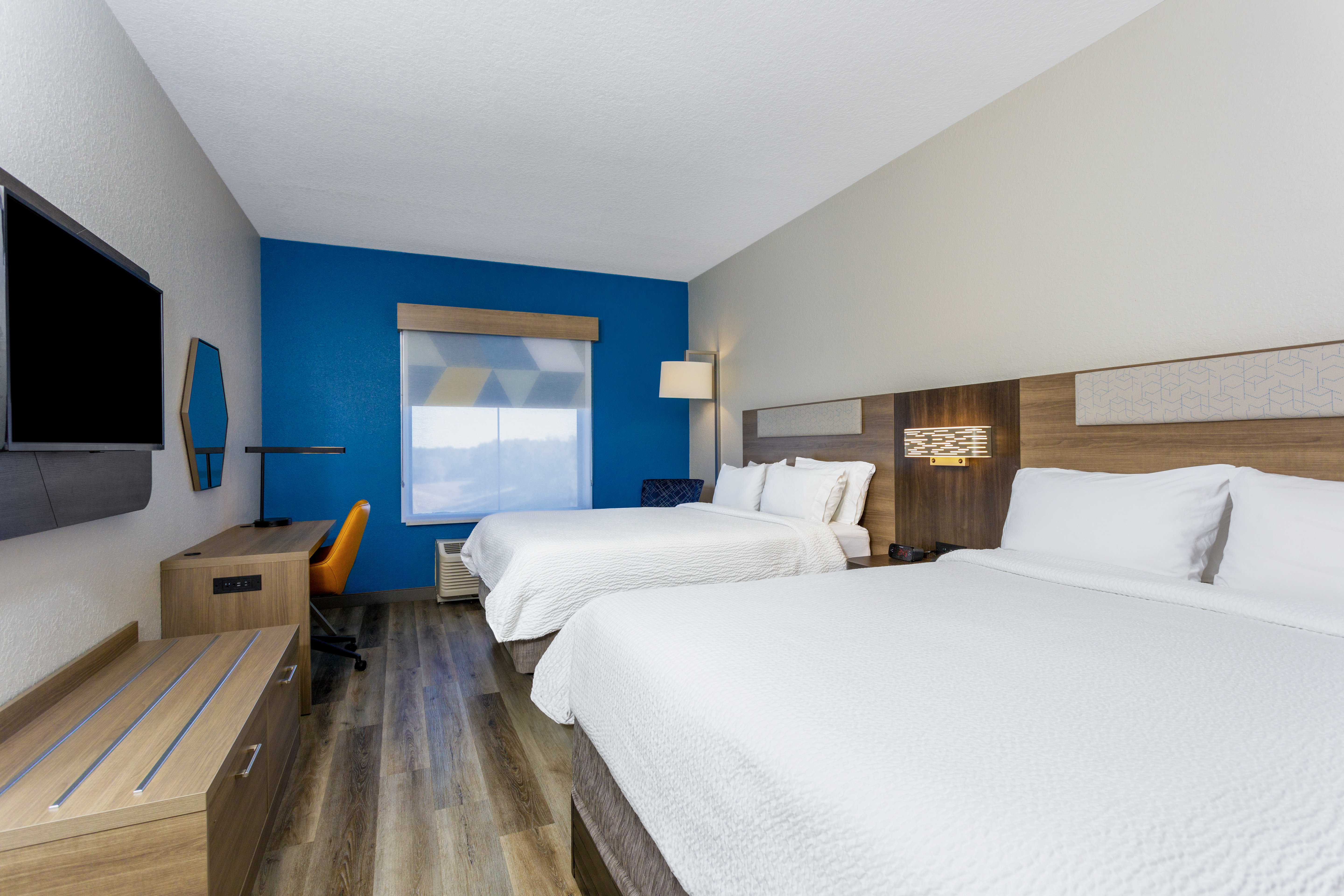 HOLIDAY INN EXP STES OCOEE EAS-guestroom-Room.jpg