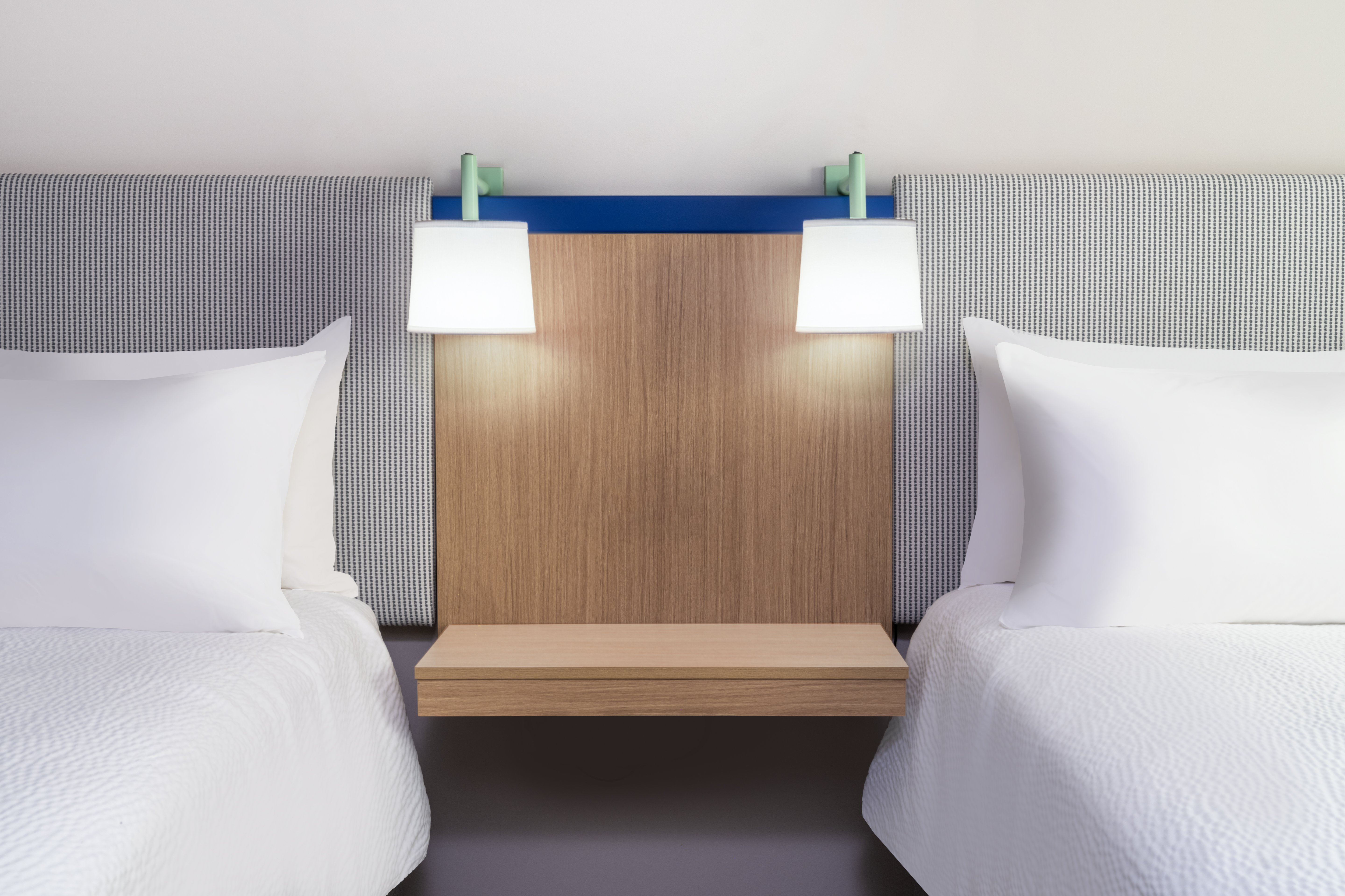 GARNER LONDONDERRY BY IHG-guestroom-Rooms with two beds are ideal for traveling with family..jpg