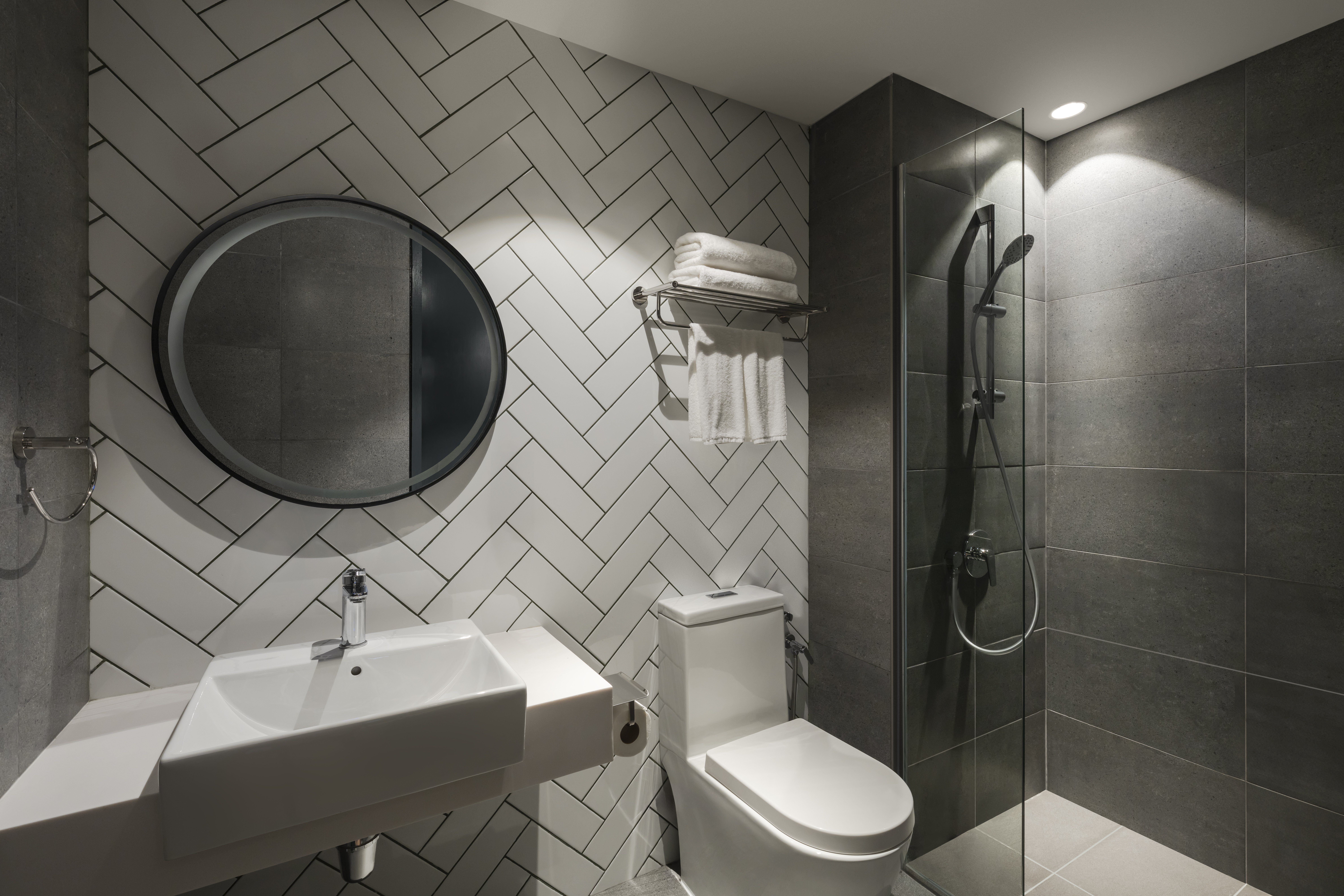 CITADINES WATERFRONT KK-guestroom-Studio Premier Queen Bathroom.jpg