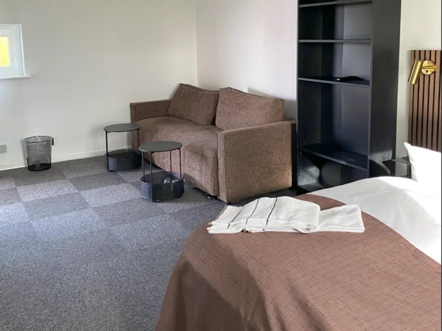 VADEHAVSHOTELLET-guestroom-Guest Room.jpg