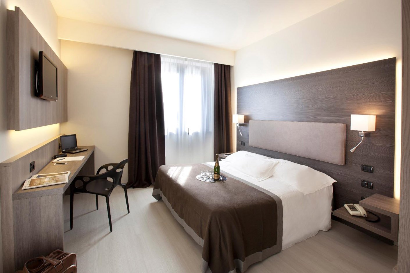 HOTEL GIARDINO - ARONA-guestroom-Superior Triple Room With Balcony.jpg