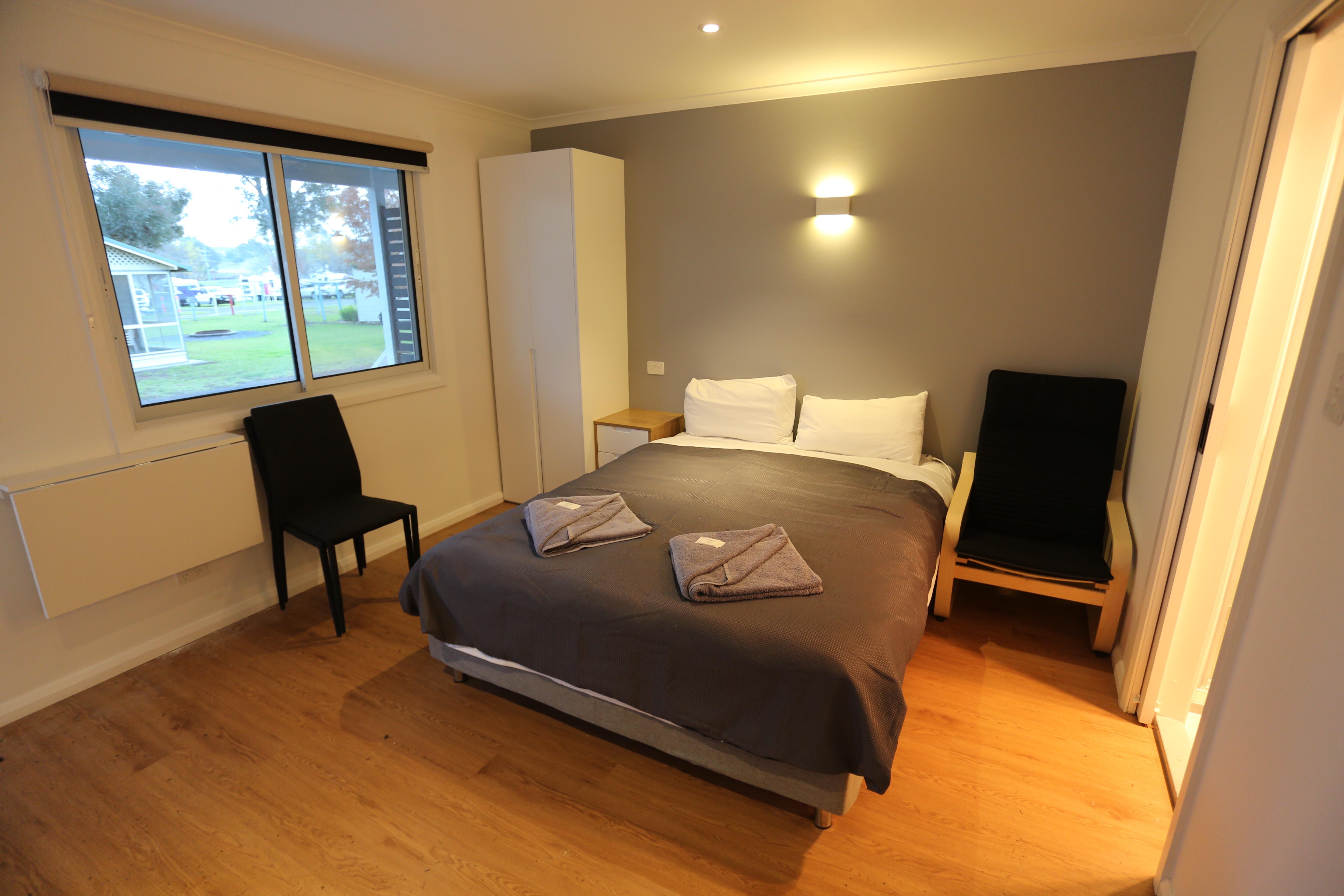 Junee Tourist Park-guestroom-Bedroom.jpg