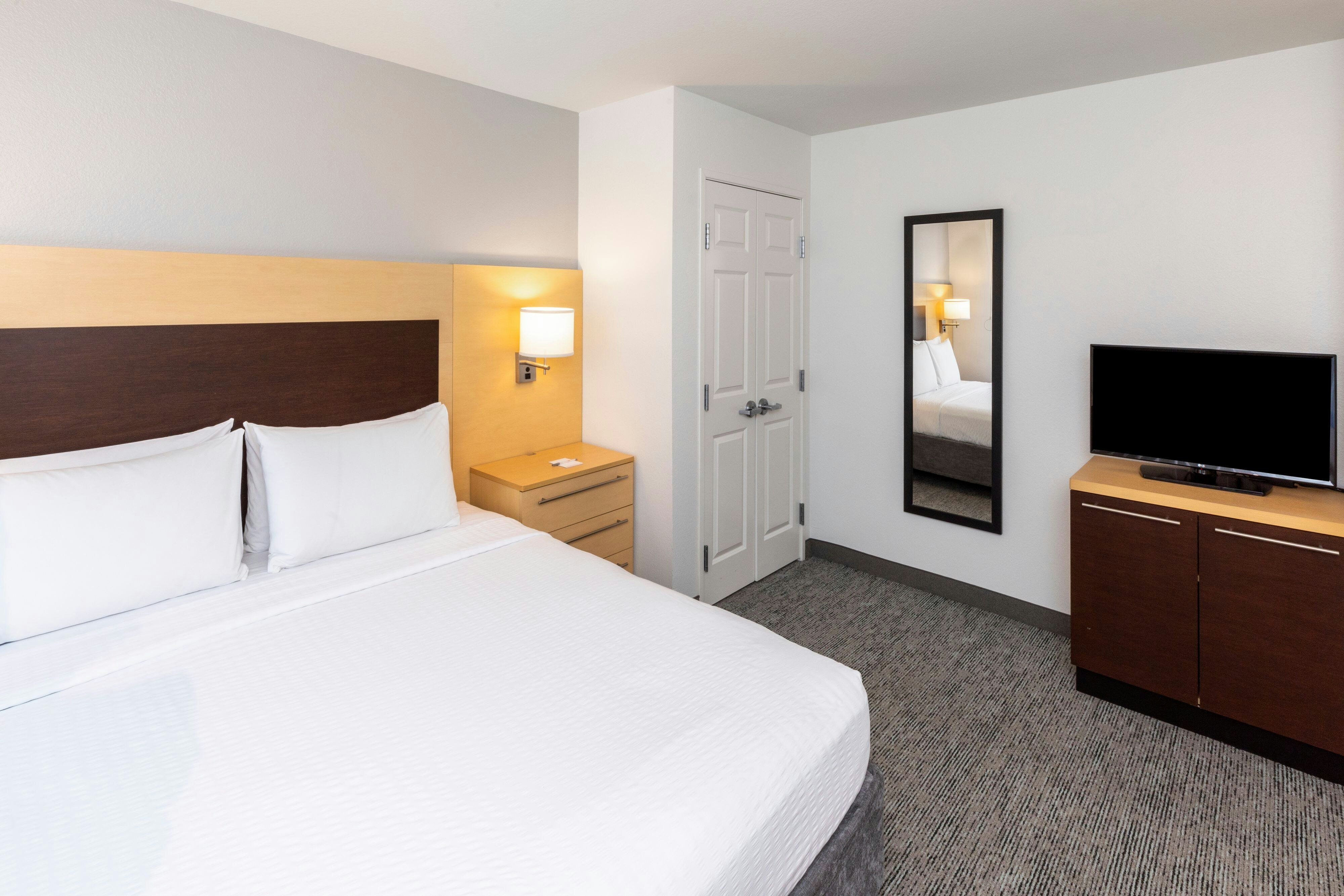 TownePlace Suites by Marriott Tulsa Broken Arrow-guestroom-Closet and TV Accessible One Bedroom.jpg