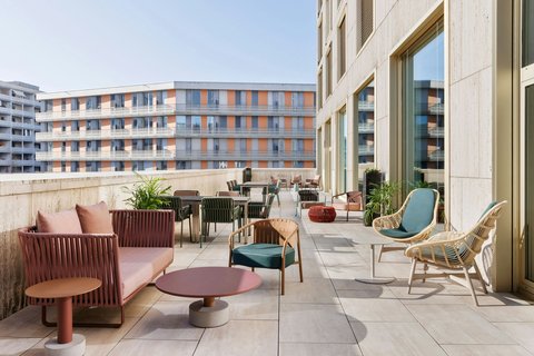 RENAISSANCE ZURICH TOWER HOTEL - Photo 85