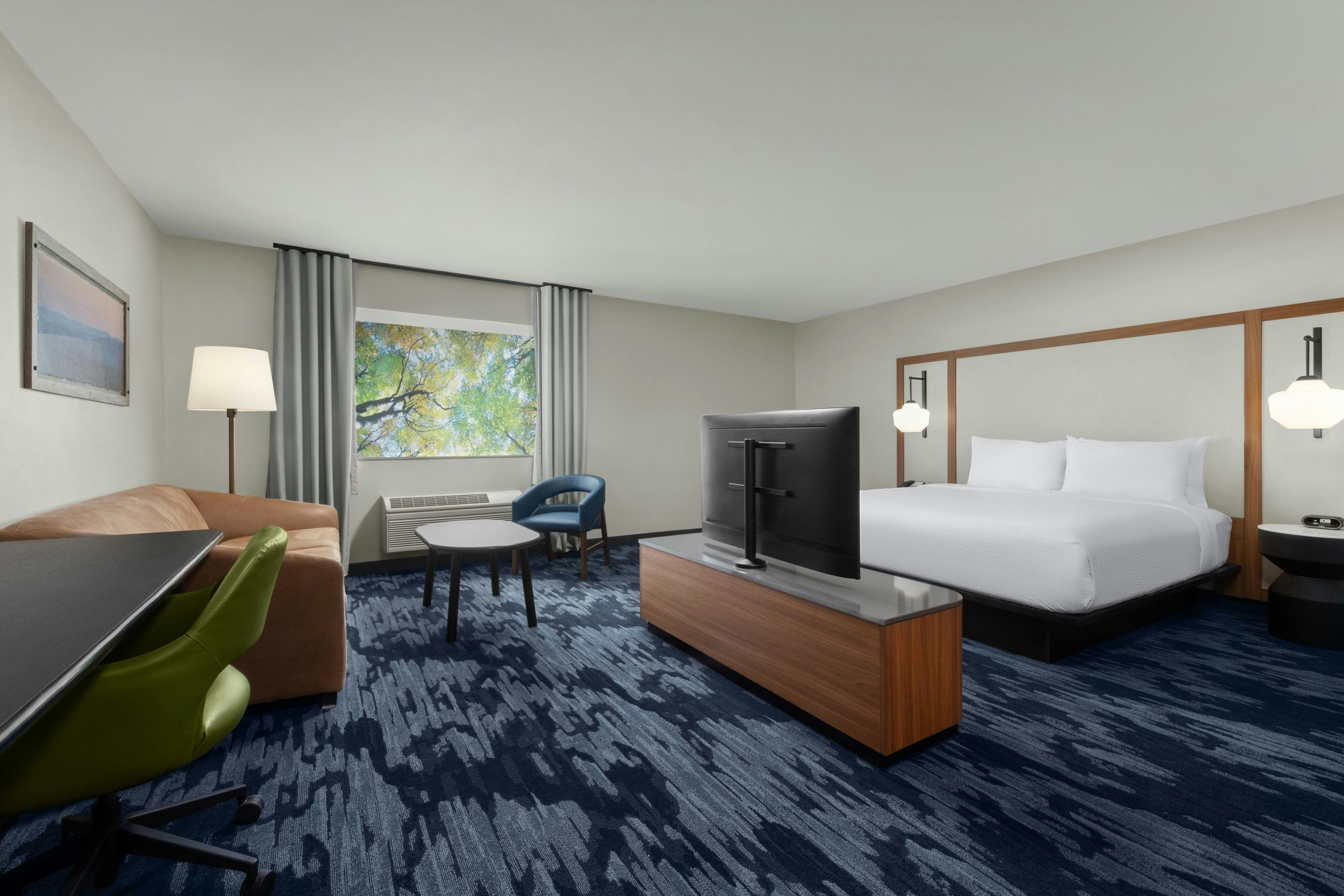 Fairfield by Marriott Inn and Suites Atascadero-guestroom-1 king Executive Suite.jpg