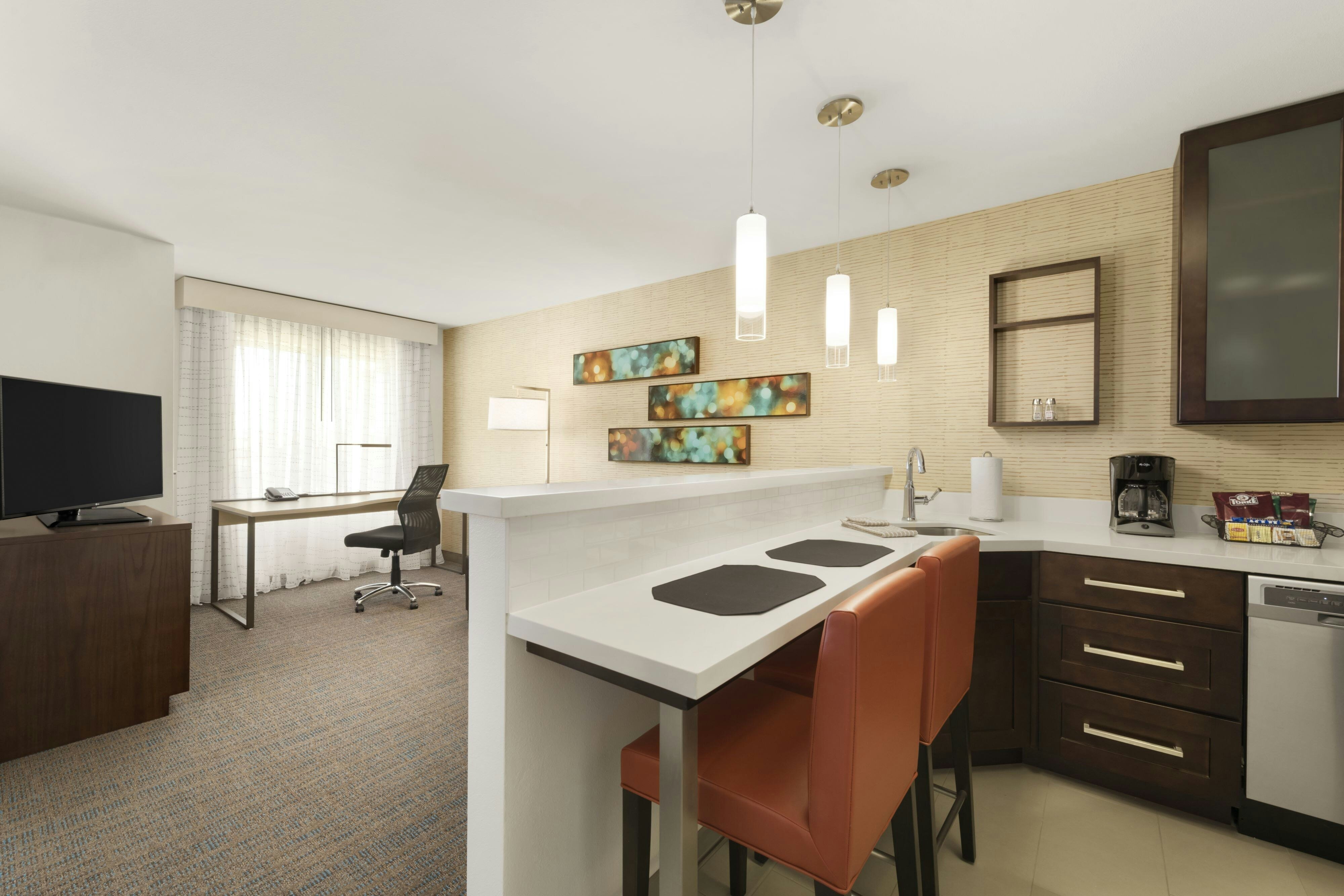 Residence Inn by Marriott St Paul Woodbury-guestroom-One-Bedroom Suite - Kitchen.jpg