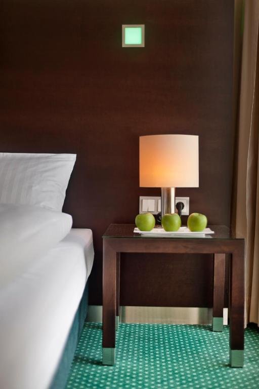 Hotel Lumiere-guestroom-Guestroom.jpg
