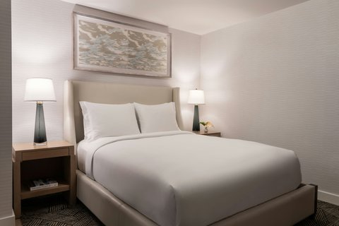 THE RITZ-CARLTON RESIDENCES, WAIKIKI BEACH - Photo 46