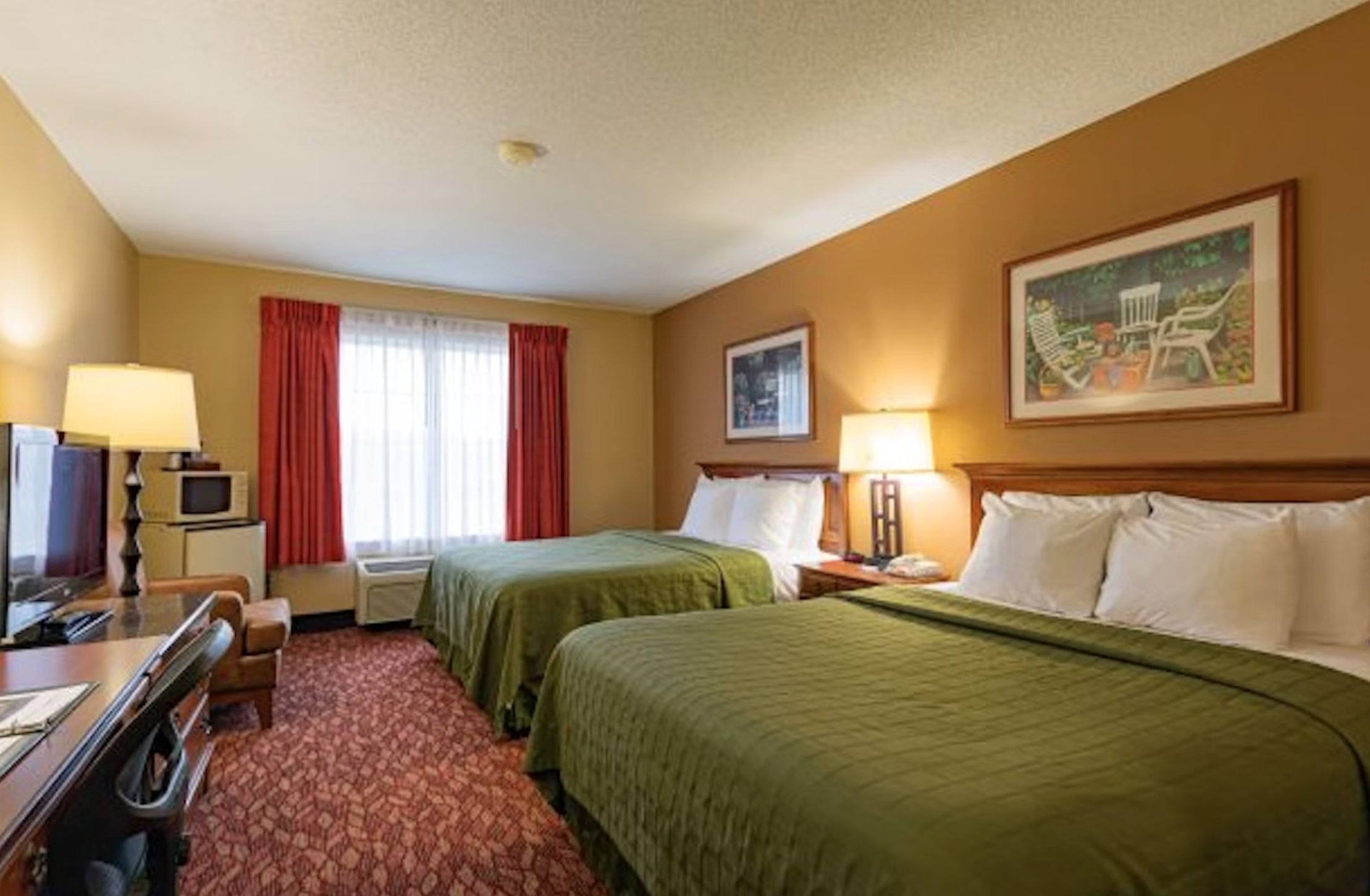 COSHOCTON VILLAGE INN SUITES-guestroom-Deluxe Double Or HC Deluxe Double.jpg
