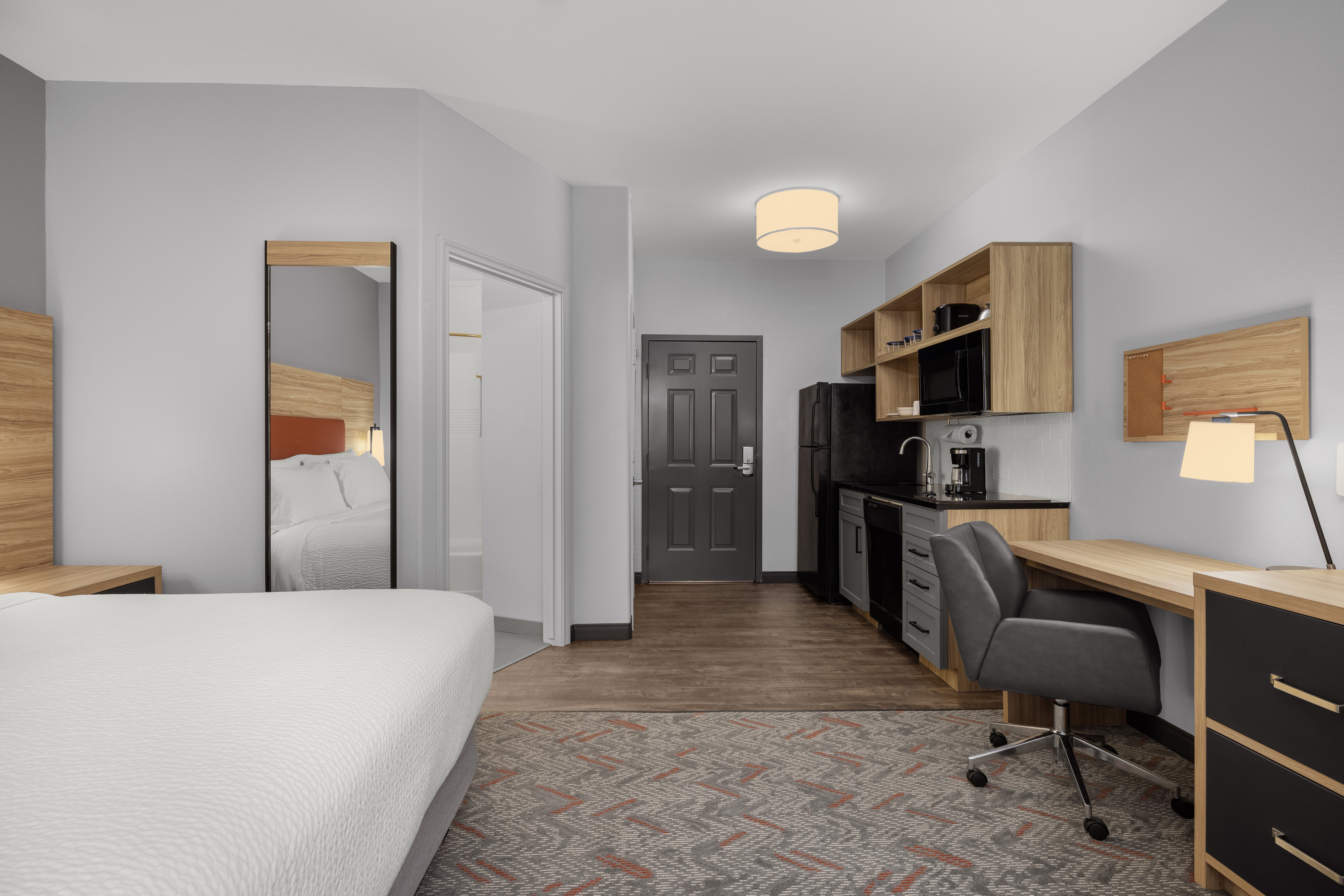 CANDLEWOOD STES TEXAS CITY W BY IHG-guestroom-Guest Room.jpg