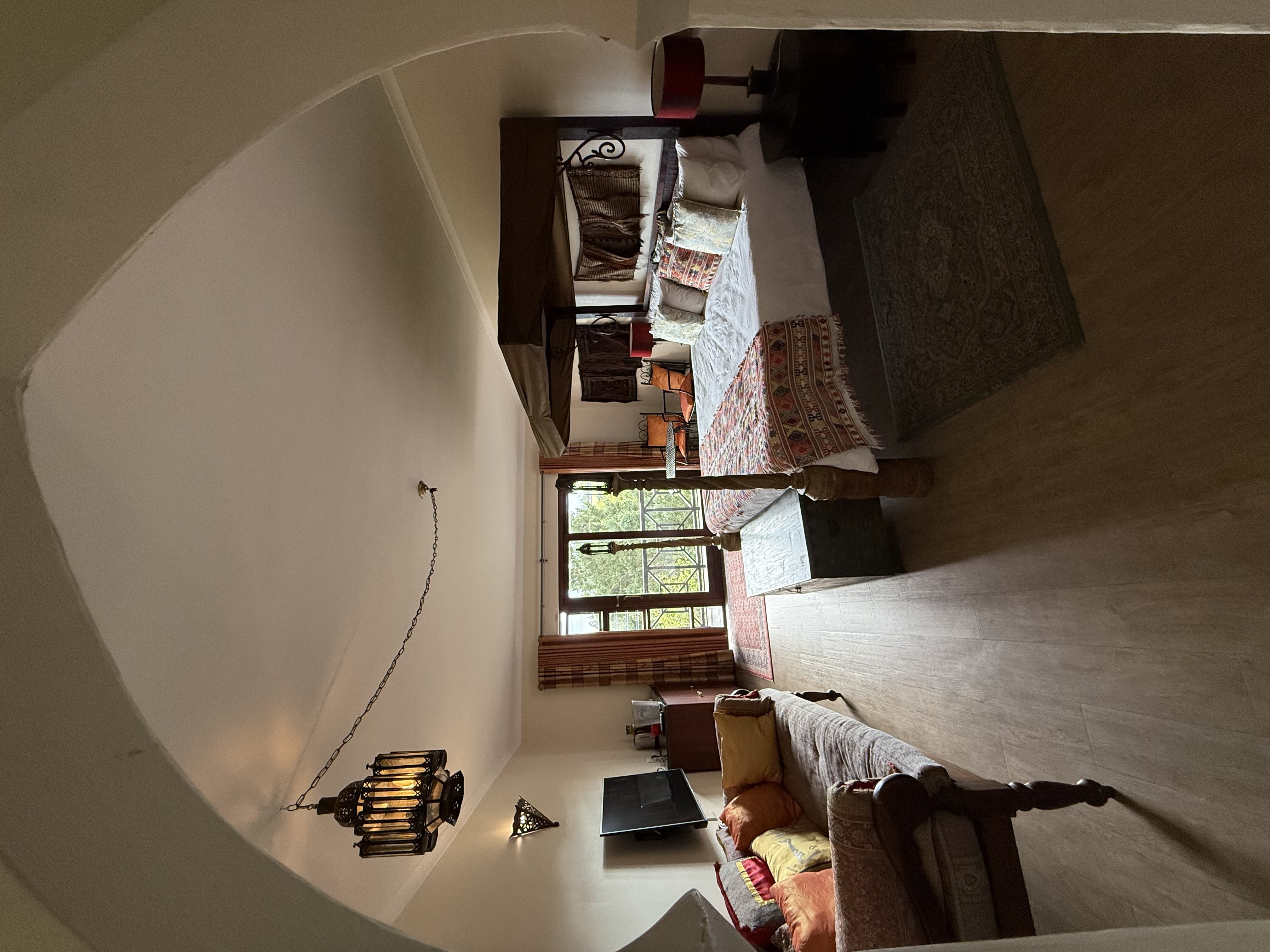 Far Hills Country Hotel-guestroom-Honeymoon Suite.jpg