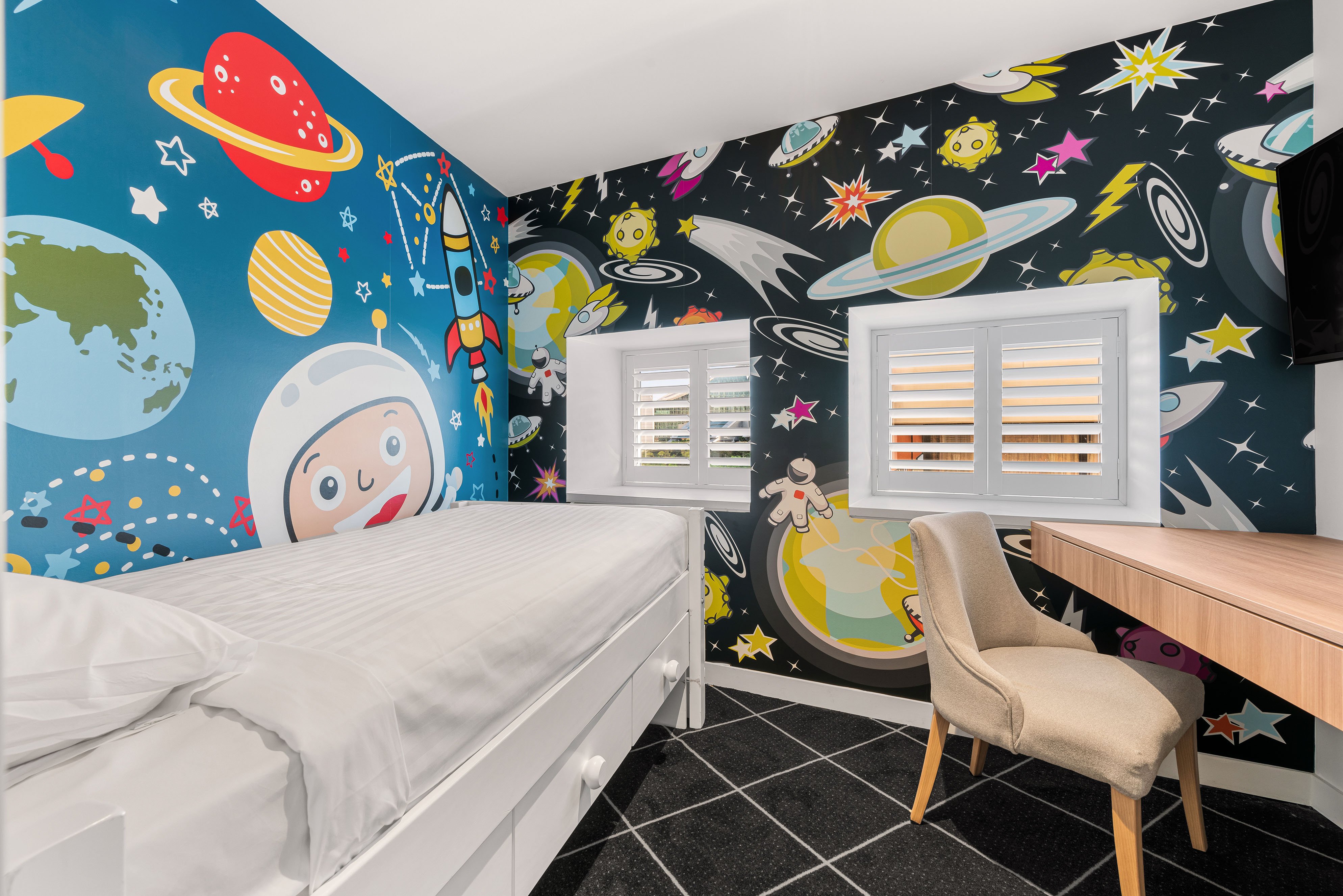 FURAMA DARLING HARBOUR-guestroom-Family Suite.jpg