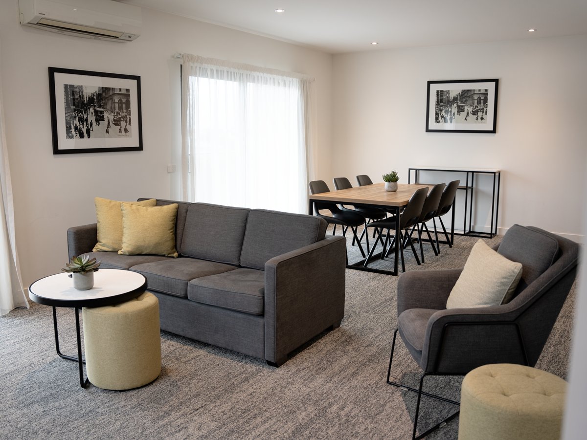 QUEST WODONGA-guestroom-Two Bedroom Apartment.jpg