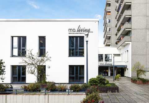 Entrance Moliving