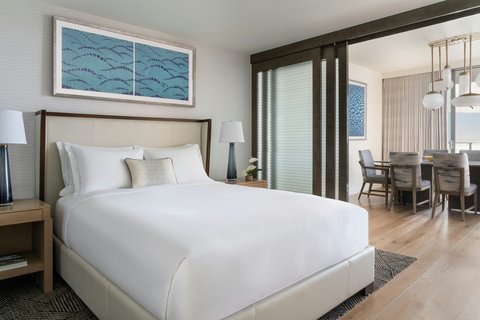 THE RITZ-CARLTON RESIDENCES, WAIKIKI BEACH - Photo 30