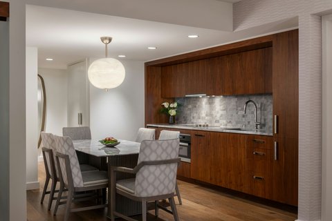 THE RITZ-CARLTON RESIDENCES, WAIKIKI BEACH - Photo 58