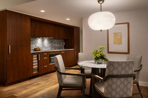 THE RITZ-CARLTON RESIDENCES, WAIKIKI BEACH - Photo 57