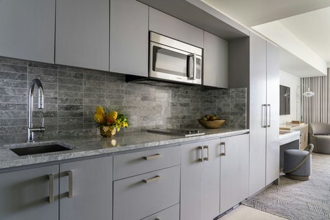 THE RITZ-CARLTON RESIDENCES, WAIKIKI BEACH - Photo 101