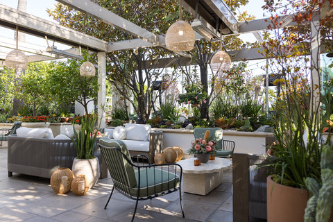 FOUR SEASONS LOS ANGELES AT BEVERLY HILLS - Photo 30