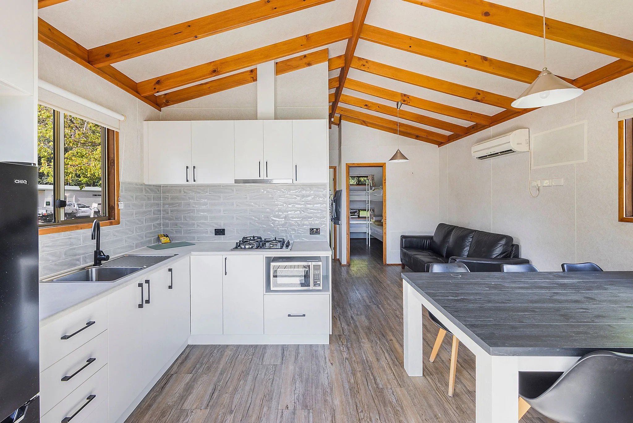 Reflections Tumut River-guestroom-Deluxe Cabin Kitchen.jpg