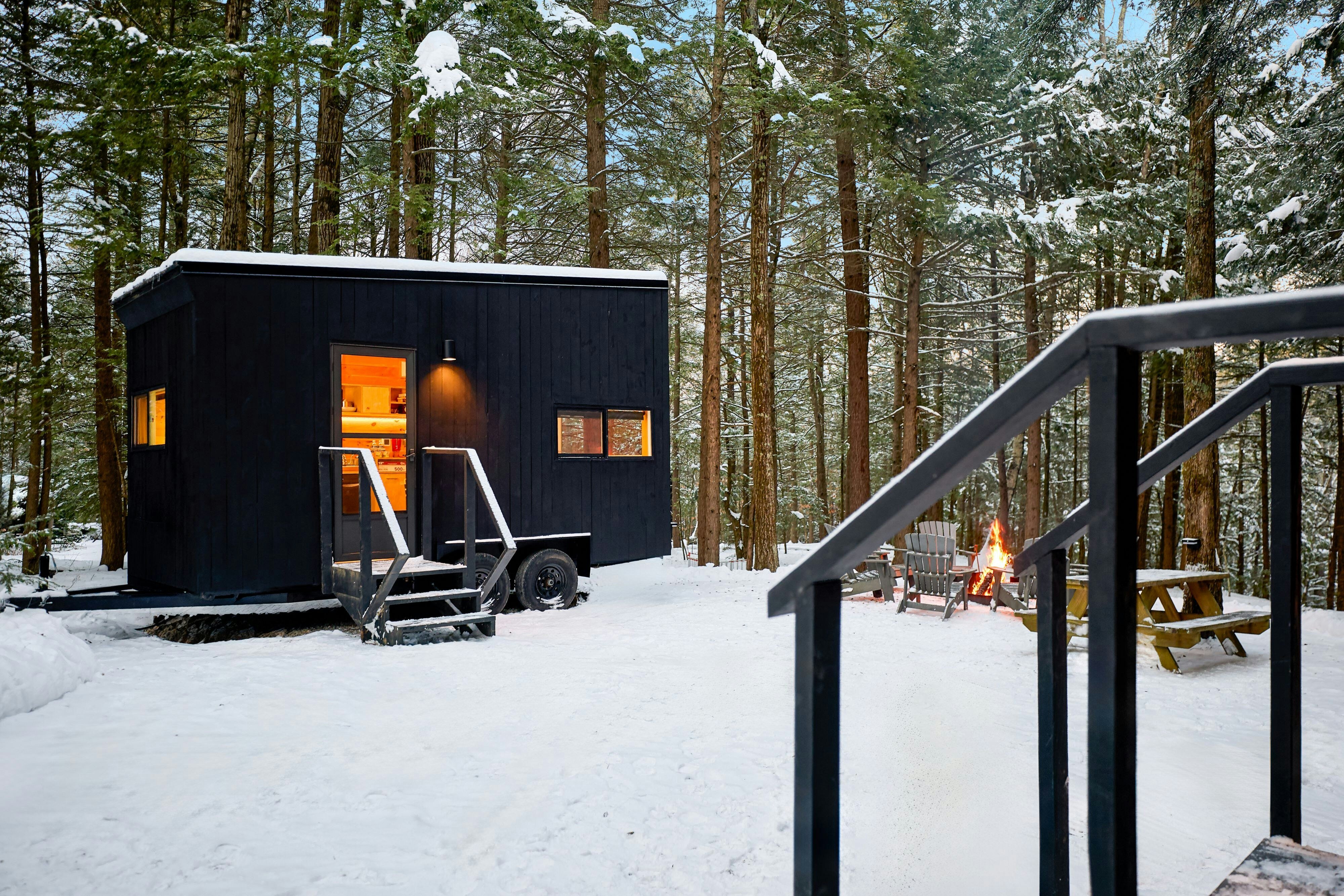 POSTCARD CABINS CHATTAHOOCHEE-guestroom-Two Cabin Suite.jpg