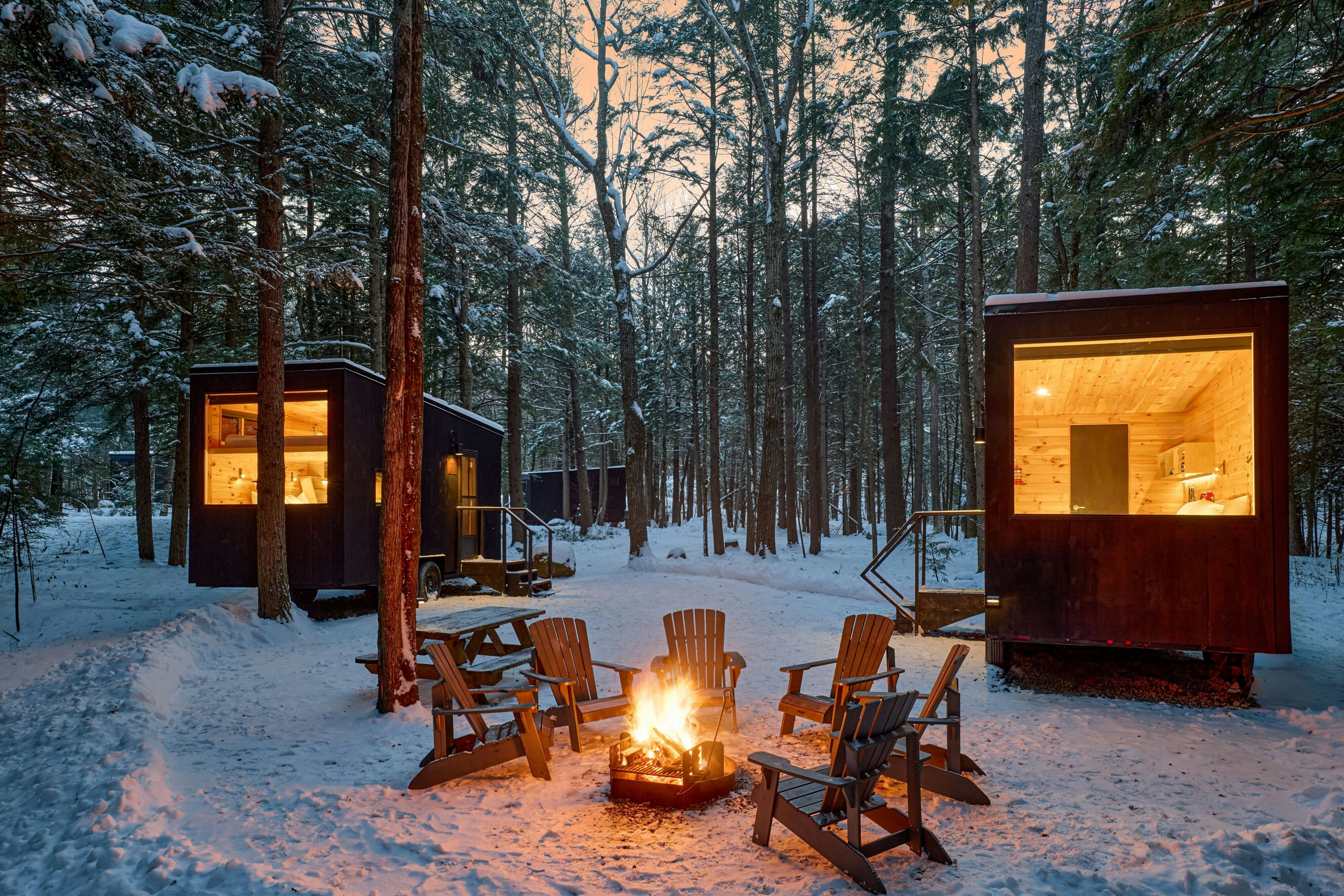 POSTCARD CABINS DALE HOLLOW-guestroom-Two Cabin Suite.jpg