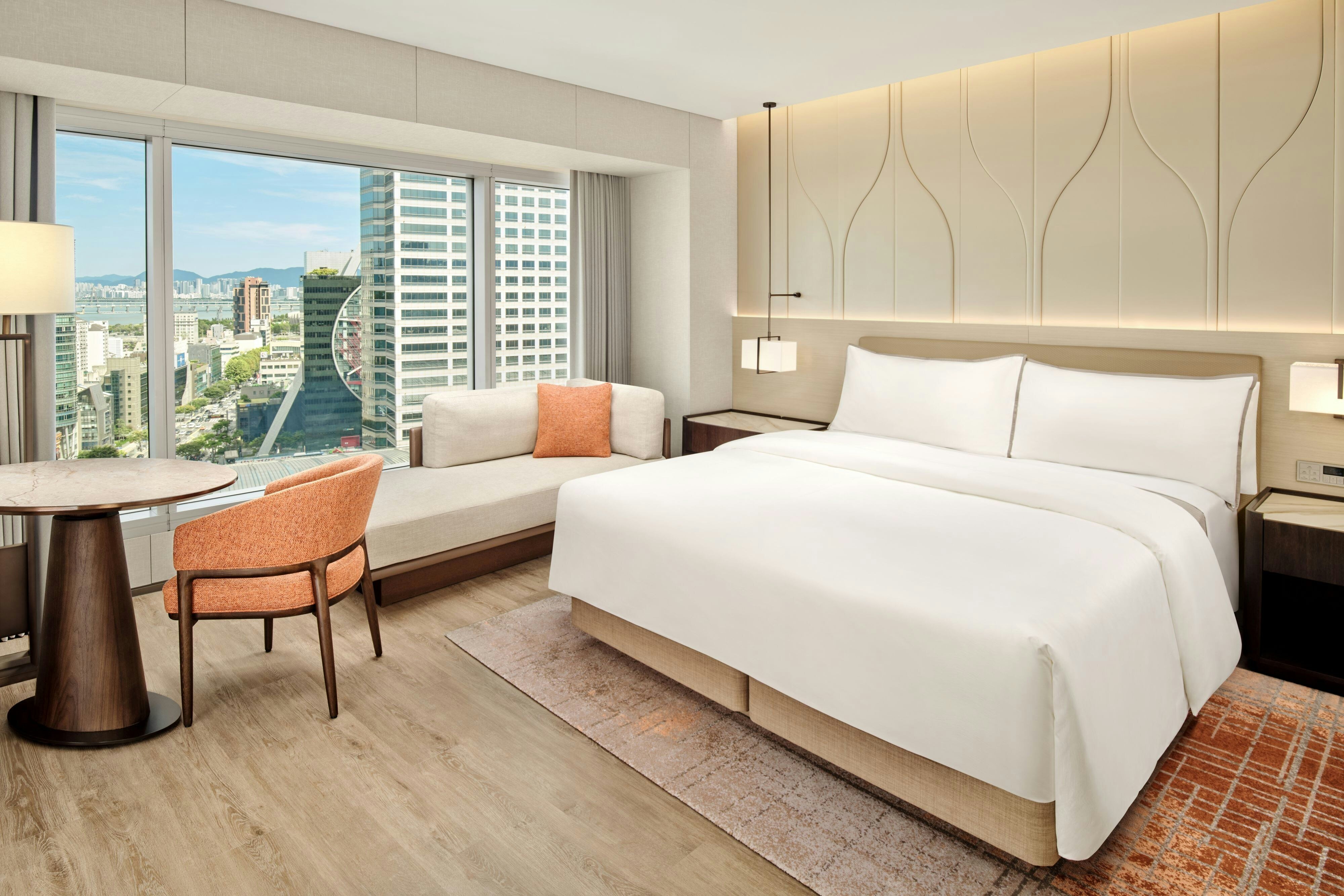 The Westin Seoul Parnas-guestroom-1 King Club Guest Room.jpg