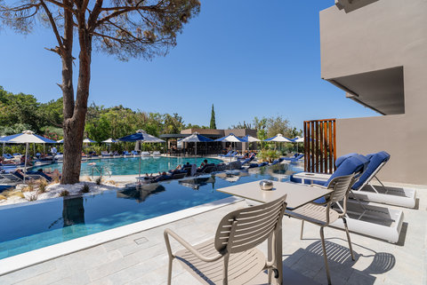 Superior Swim Up with Pool View - Pool & Sundeck