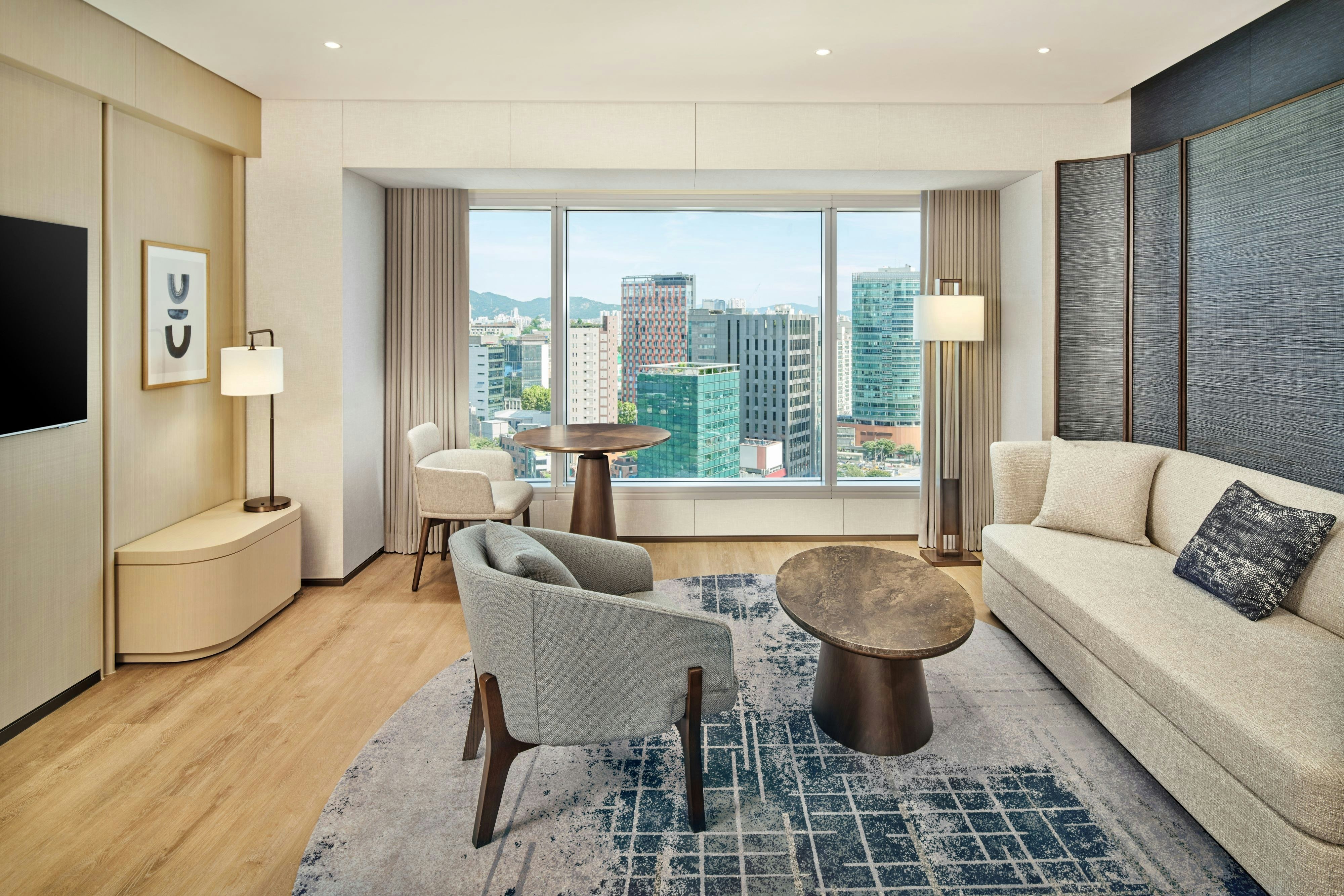 The Westin Seoul Parnas-guestroom-1 King Premier Suite.jpg
