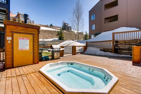 Evergreen Amenities