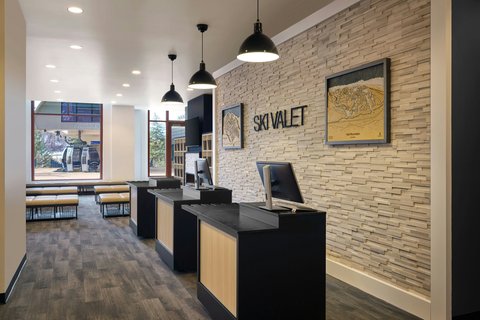 THE WESTIN RIVERFRONT RESORT - Photo 37
