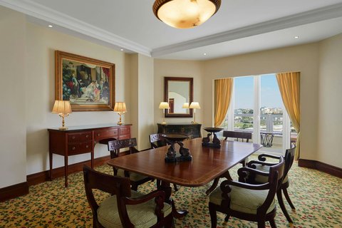 Presidential Suite - Dining Room