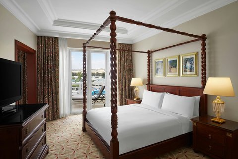 Premier Junior Suite - Bedroom