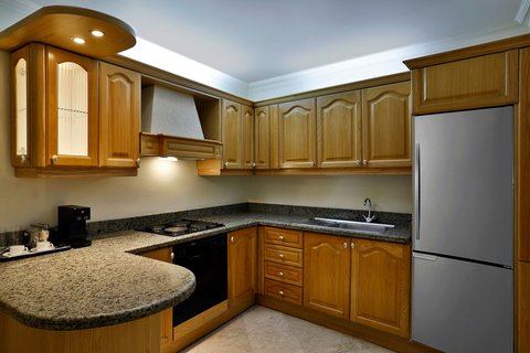 Royal Suite Kitchen