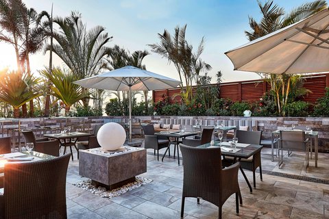 Executive Lounge - Outdoor Area