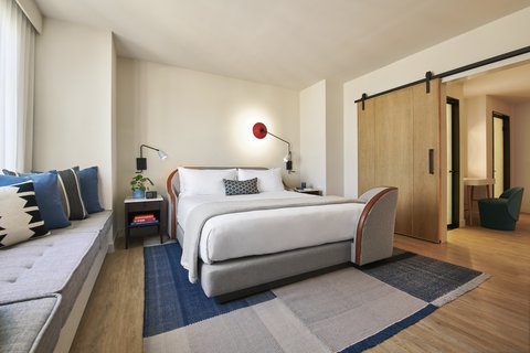 VIRGIN HOTELS NASHVILLE - Photo 11
