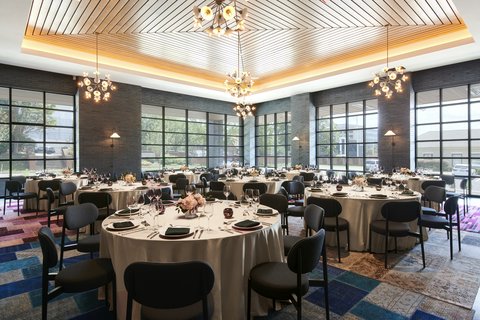 VIRGIN HOTELS NASHVILLE - Photo 31