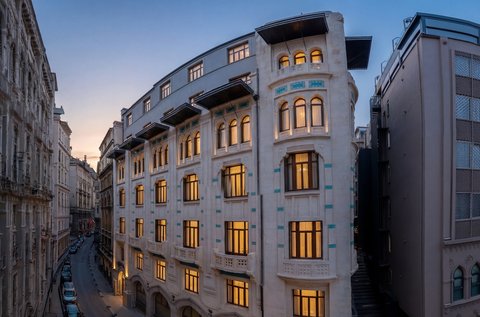 Hotel Exterior