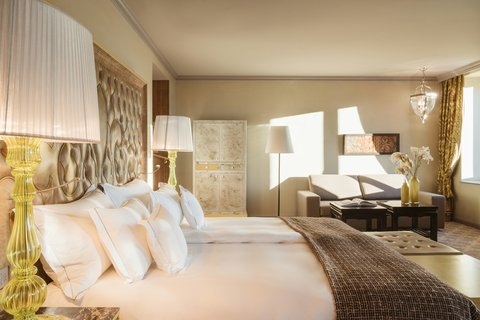 CARLTON HOTEL ST. MORITZ - Photo 49