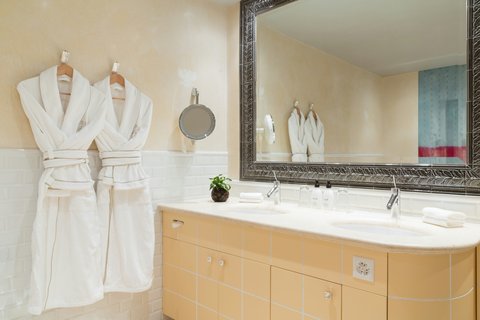 CARLTON HOTEL ST. MORITZ - Photo 37
