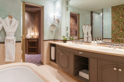 CARLTON HOTEL ST. MORITZ - Photo 52