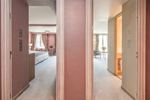 CARLTON HOTEL ST. MORITZ - Photo 14